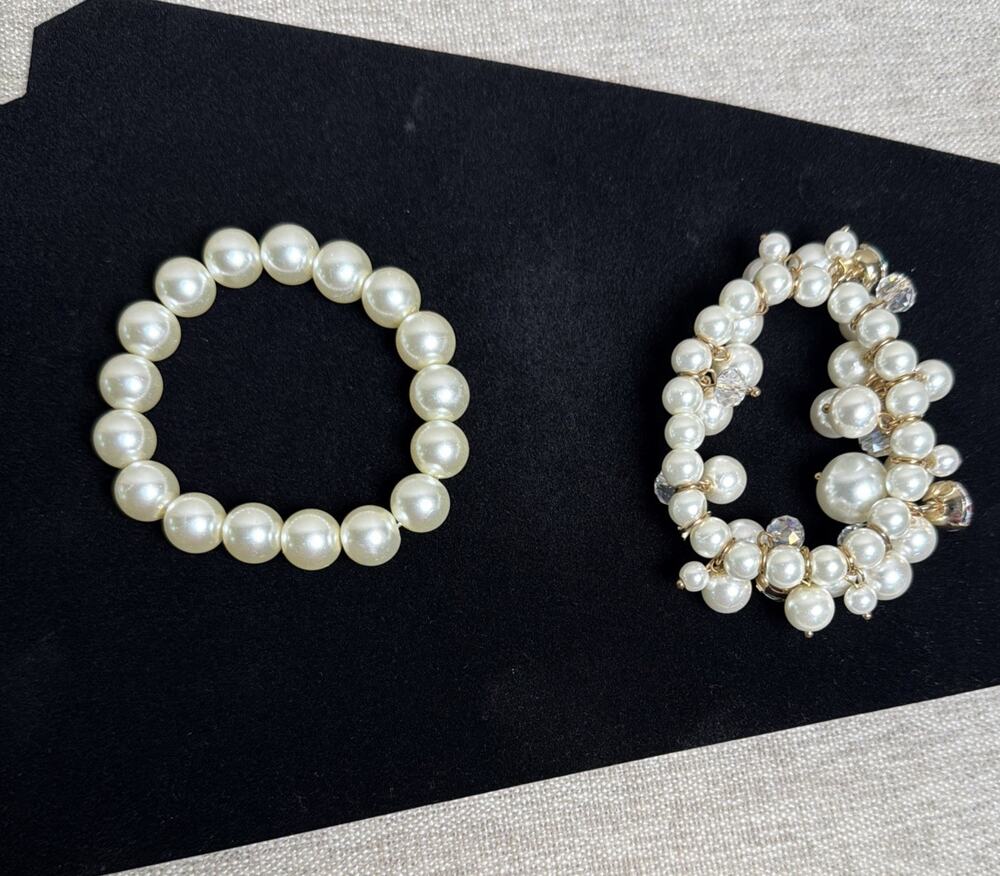 Bracelet Lot of 2 Vintage Faux Pearl Bracelets - 7.5" Classy Quiet Luxury